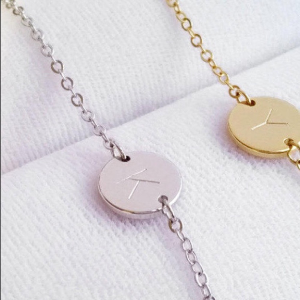 Minimalist Letter Initial Cute Pendant Bracelet - Picture 9 of 12